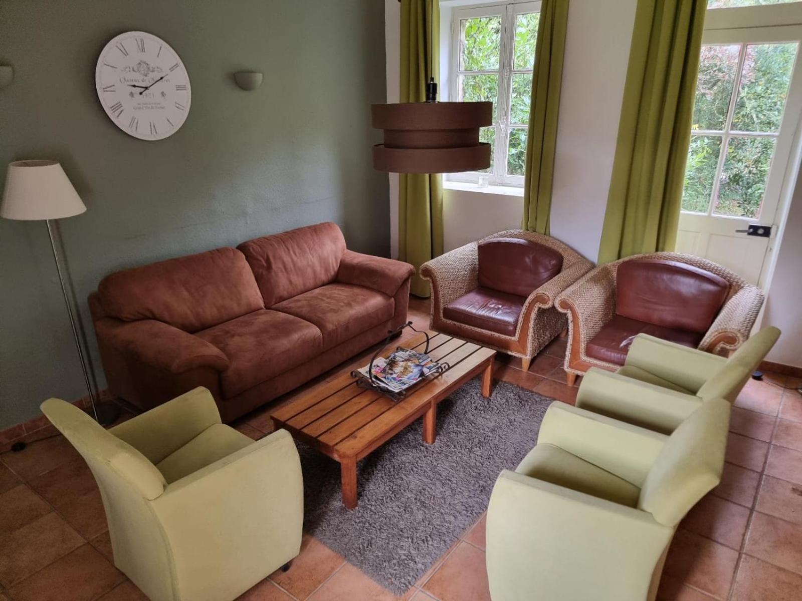 Le Pavillon De St Agnan Hotel Hautefort Buitenkant foto