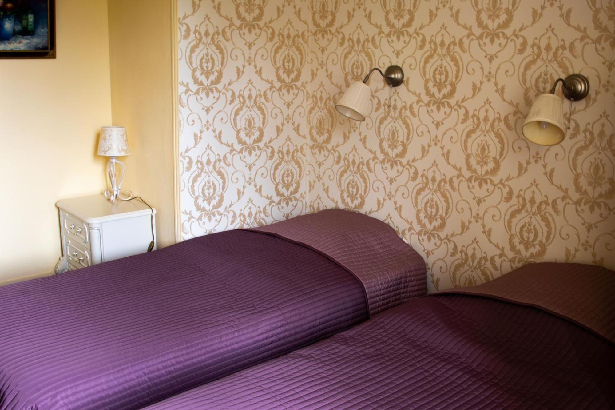 Le Pavillon De St Agnan Hotel Hautefort Buitenkant foto