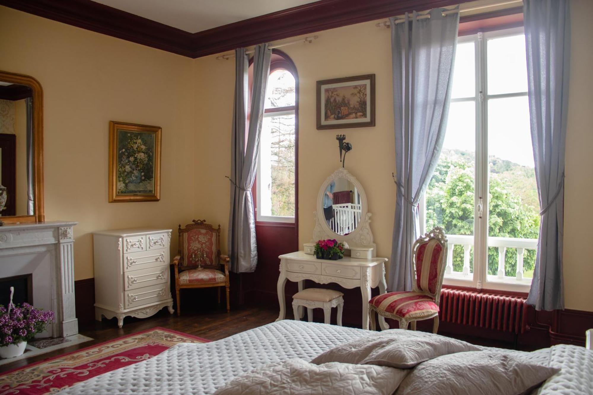 Le Pavillon De St Agnan Hotel Hautefort Buitenkant foto