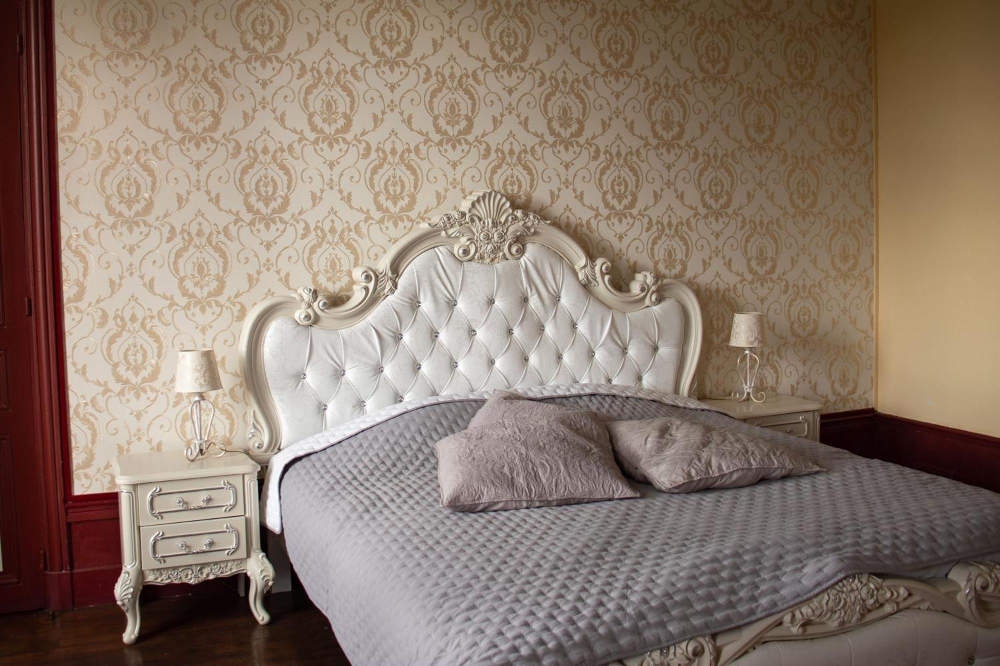 Le Pavillon De St Agnan Hotel Hautefort Buitenkant foto