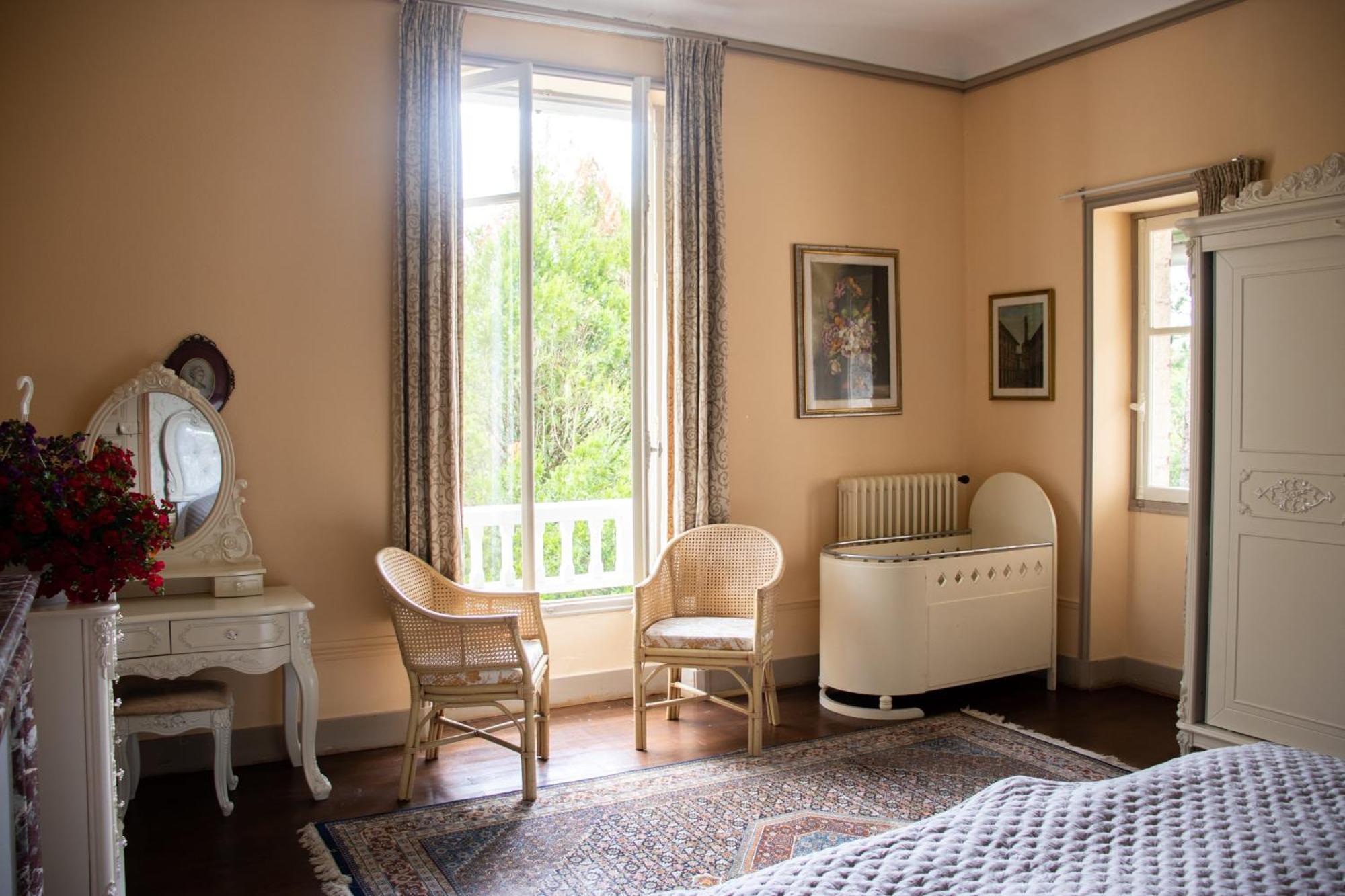 Le Pavillon De St Agnan Hotel Hautefort Buitenkant foto