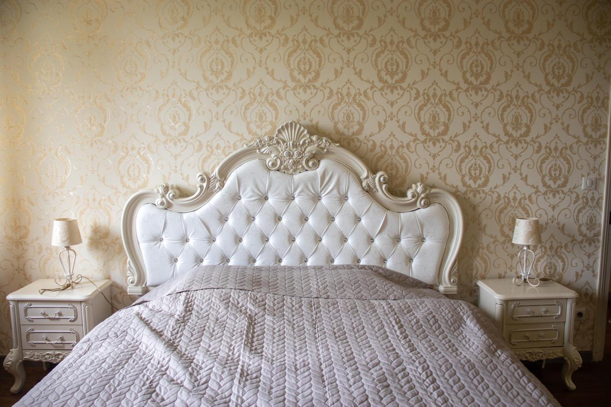 Le Pavillon De St Agnan Hotel Hautefort Buitenkant foto